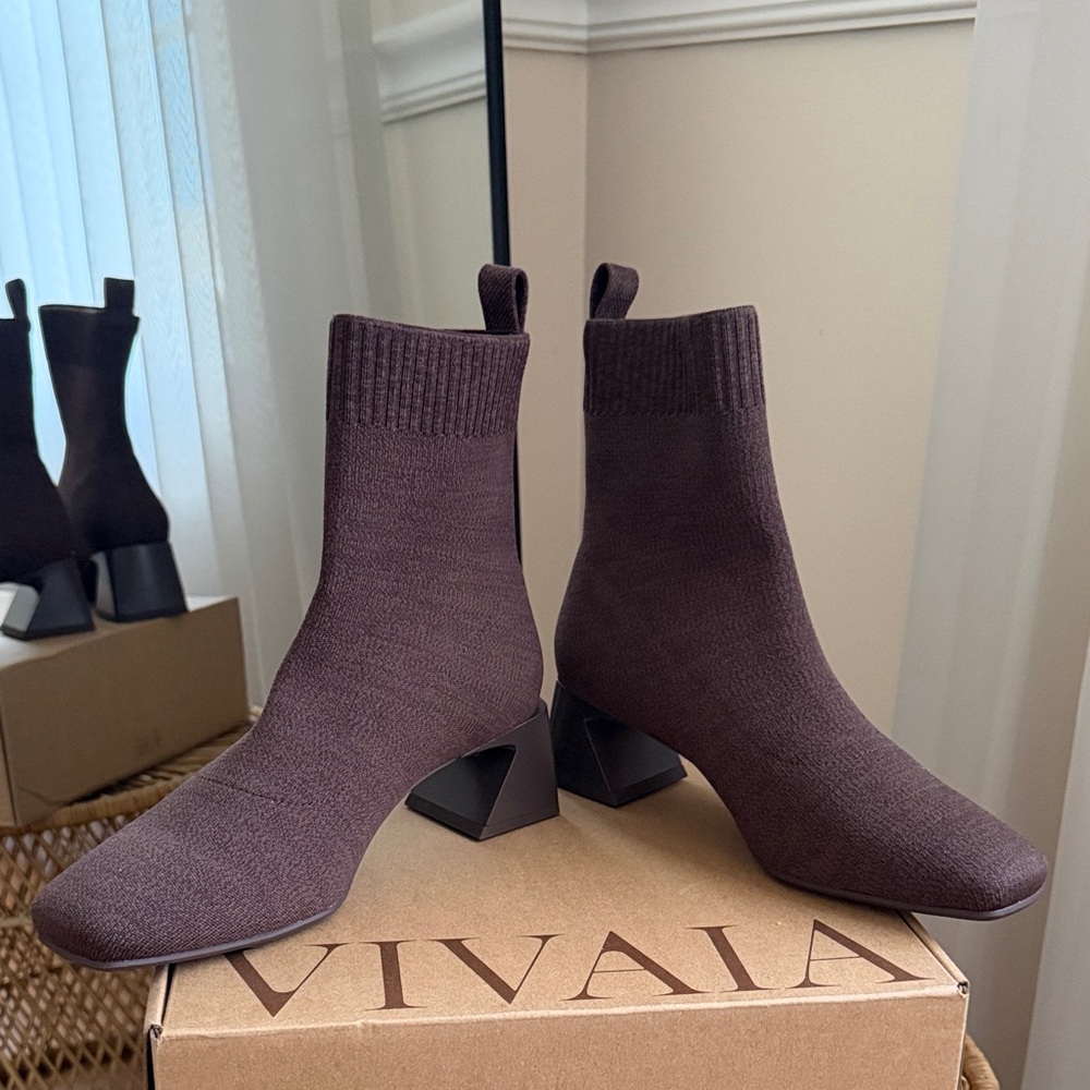 Vivaia Stretch-Knit Ankle Boots in Dark Brown - Picture 5 of 9